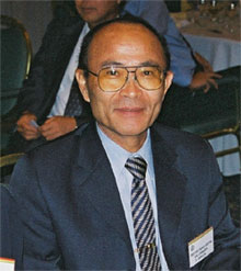 平田藤義事務局長